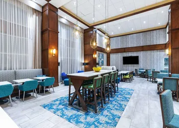 Hampton Inn & Suites Houston Heights I-10 hotel thumbnail 4