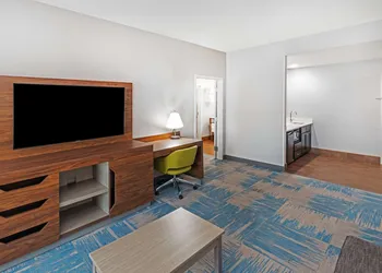 Hampton Inn & Suites Houston Heights I-10 hotel thumbnail 7