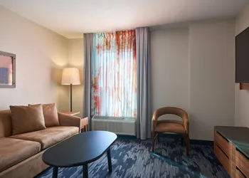 Fairfield Inn & Suites by Marriott Winchester hotel thumbnail 5