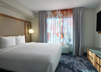 Fairfield Inn & Suites by Marriott Winchester hotel thumbnail 7