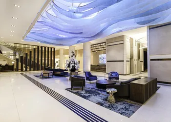 Hilton Niagara Falls/Fallsview Hotel & Suites hotel thumbnail 3