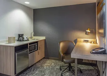 SpringHill Suites Anchorage Midtown hotel thumbnail 7