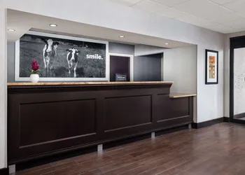 Hampton Inn Memphis-Walnut Grove/Baptist Hospital East hotel thumbnail 3