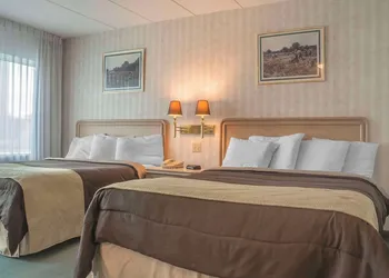 Rodeway Inn Fallsview hotel thumbnail 8