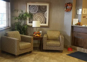 Baymont by Wyndham Minot hotel thumbnail 2