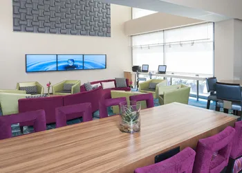 SpringHill Suites Chicago O'Hare by Marriott hotel thumbnail 5