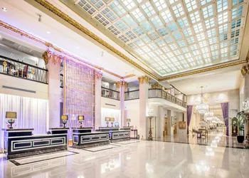 The Mayflower Hotel, Autograph Collection hotel thumbnail 2