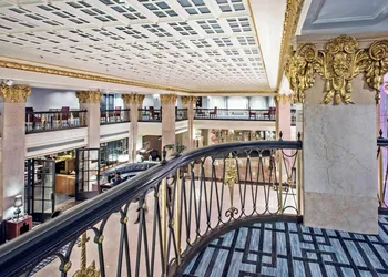 The Mayflower Hotel, Autograph Collection hotel thumbnail 3