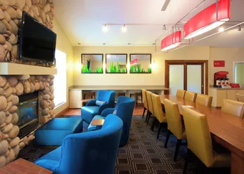 TownePlace Suites by Marriott Seattle Everett/Mukilteo hotel thumbnail 2