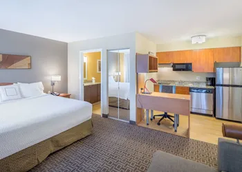 TownePlace Suites by Marriott Seattle Everett/Mukilteo hotel thumbnail 4