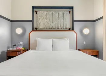 The Daydrift hotel thumbnail 3