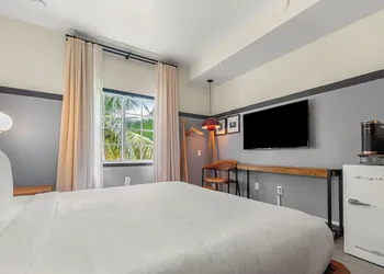 The Daydrift hotel thumbnail 4