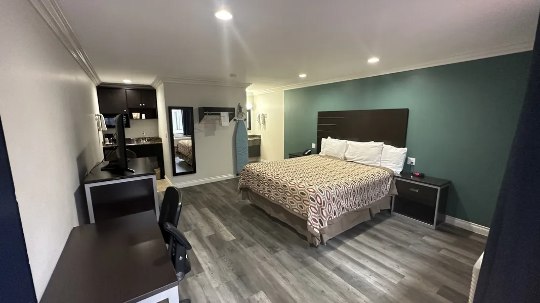 Garden Inn & Suites hotel detail image 6