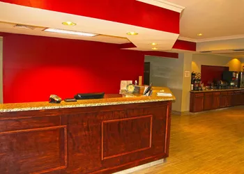 Fairview Inn and Suites hotel thumbnail 4