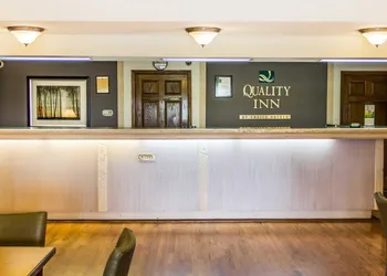 Quality Inn Tulsa Central hotel thumbnail 4