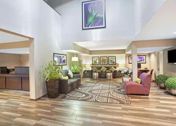 La Quinta Inn by Wyndham San Marcos hotel thumbnail 4