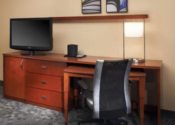 Courtyard by Marriott Detroit Warren hotel thumbnail 7