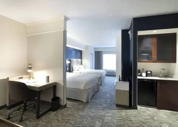 SpringHill Suites by Marriott Savannah I-95 hotel thumbnail 8
