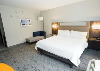 Holiday Inn Express Hotel & Suites Kodak East - Sevierville by IHG hotel thumbnail 6