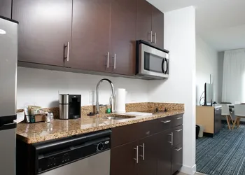 Towneplace Suites by Marriott Savannah Airport hotel thumbnail 6