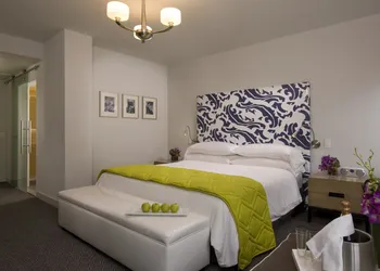 Hotel Breakwater South Beach hotel thumbnail 5