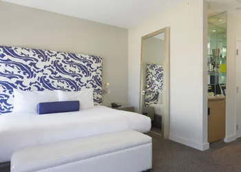 Hotel Breakwater South Beach hotel thumbnail 8