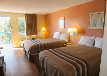 Americas Best Value Inn Tucker hotel thumbnail 4