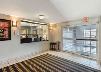 Extended Stay America Select Suites Wilkes Barre Scranton hotel thumbnail 5