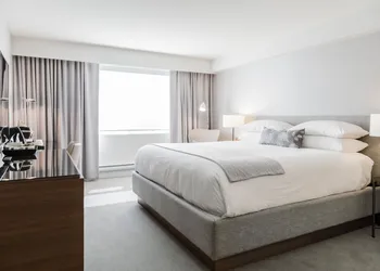 The James Hotel hotel thumbnail 5