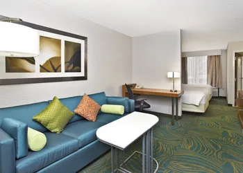 SpringHill Suites by Marriott Chicago Southwest at Burr Ridge/Hinsdale hotel thumbnail 4
