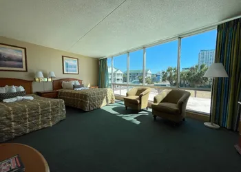 The Oceanfront Viking Motel hotel thumbnail 6