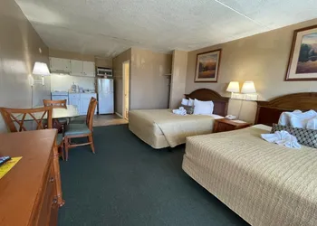 The Oceanfront Viking Motel hotel thumbnail 8