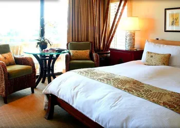 Tradewinds Carmel hotel thumbnail 2