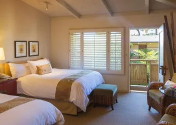 Tradewinds Carmel hotel thumbnail 7