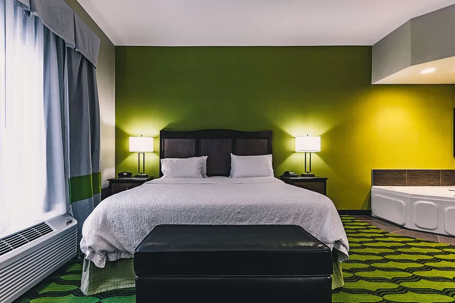 Hampton Inn Niagara Falls/Blvd hotel detail image 6