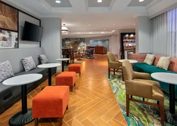 Hampton Inn Buffalo-Williamsville hotel thumbnail 2