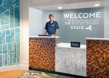Hampton Inn Buffalo-Williamsville hotel thumbnail 6