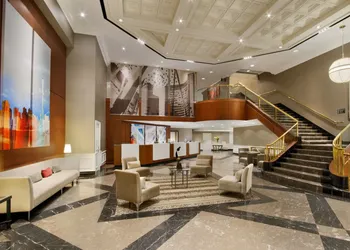 DoubleTree by Hilton Hotel Toronto Downtown hotel thumbnail 2