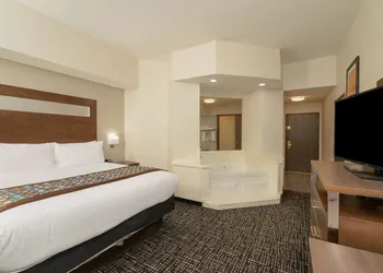 Wingate by Wyndham Memphis East hotel thumbnail 8