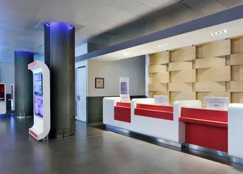 DoubleTree by Hilton Ottawa Downtown hotel thumbnail 6