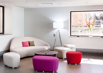 DoubleTree by Hilton Ottawa Downtown hotel thumbnail 7