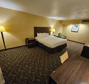 Clarion Inn & Suites Roswell hotel detail image 5
