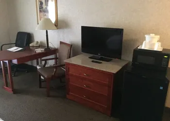 Quality Inn & Suites Albuquerque Midtown - University Area hotel thumbnail 4