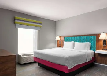Hampton Inn Chicopee/Springfield hotel thumbnail 5