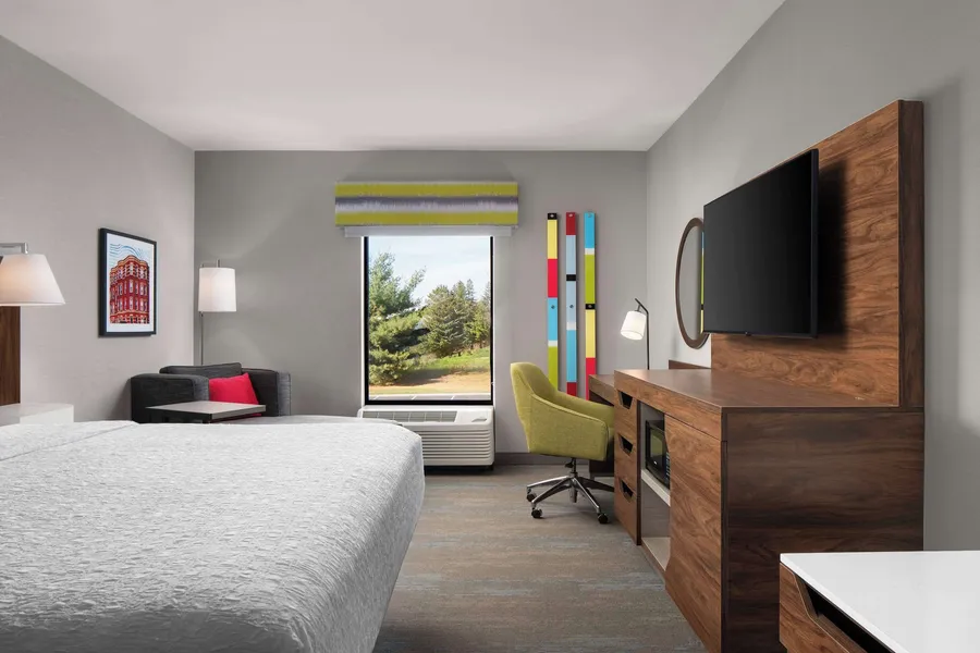 Hampton Inn Chicopee/Springfield hotel detail image 6
