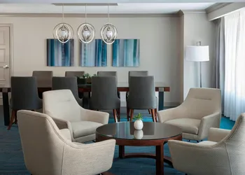 Marriott Downtown at CF Toronto Eaton Centre hotel thumbnail 6