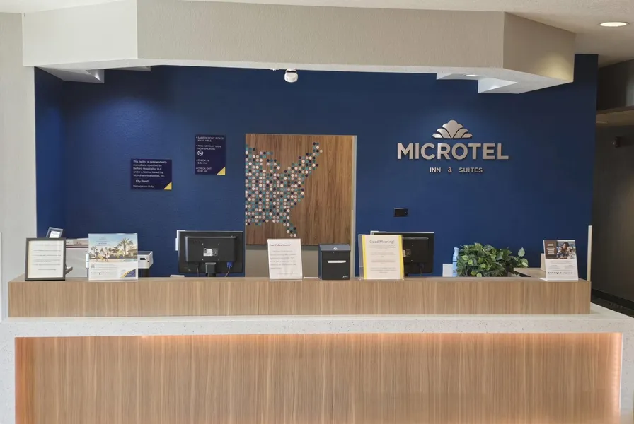 Microtel Inn & Suites by Wyndham Council Bluffs/Omaha hotel detail image 2
