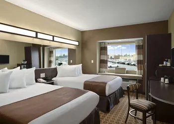 Sonesta Essential Fairmont hotel thumbnail 7