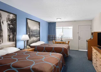 Super 8 by Wyndham Susanville hotel thumbnail 8