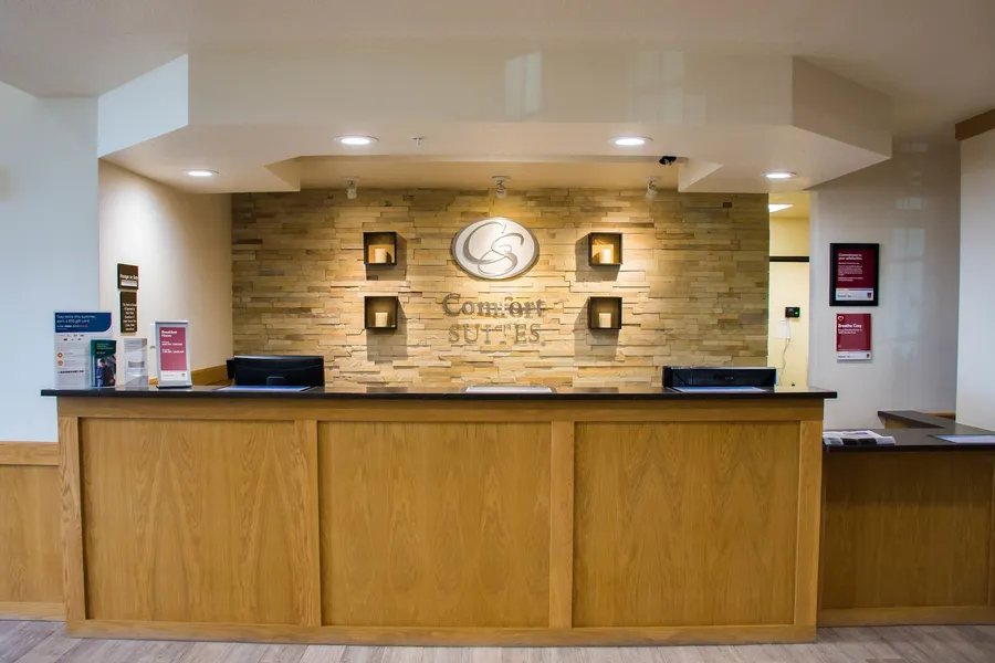 Comfort Suites El Paso Airport hotel detail image 2